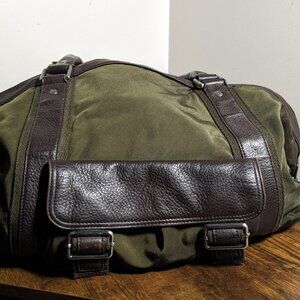 Banana Republic Weekender bag -Green